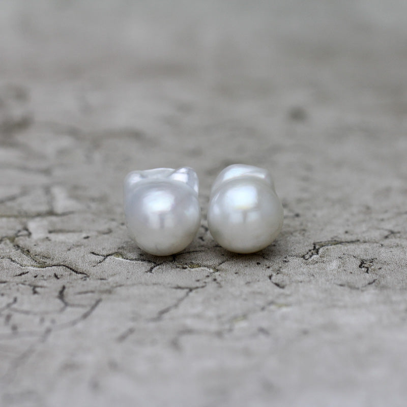 13mm 白蝶バロックパール ピアス – Bon Magique