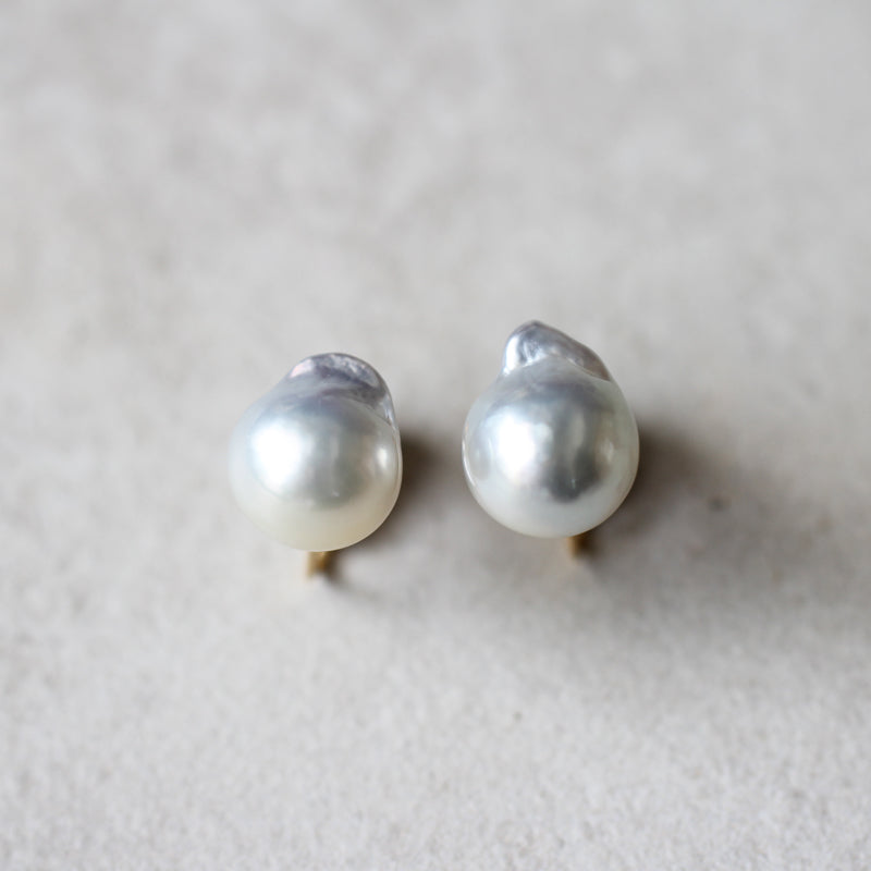 12mm 白蝶バロックパール イヤリング – Bon Magique