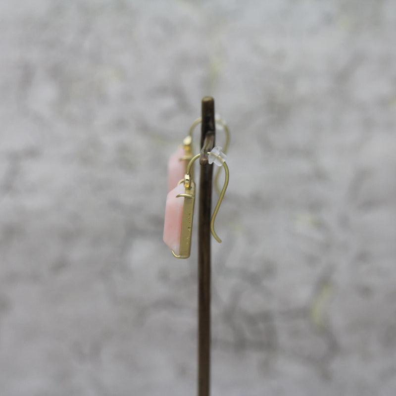 珊瑚 フックピアス