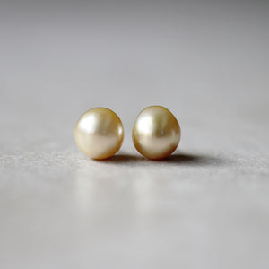 11mm 白蝶バロックパール ピアス – Bon Magique