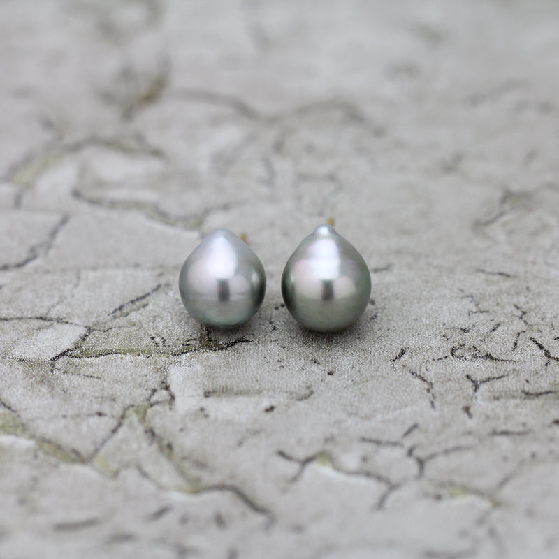 9mm 黒蝶バロックパール ピアス