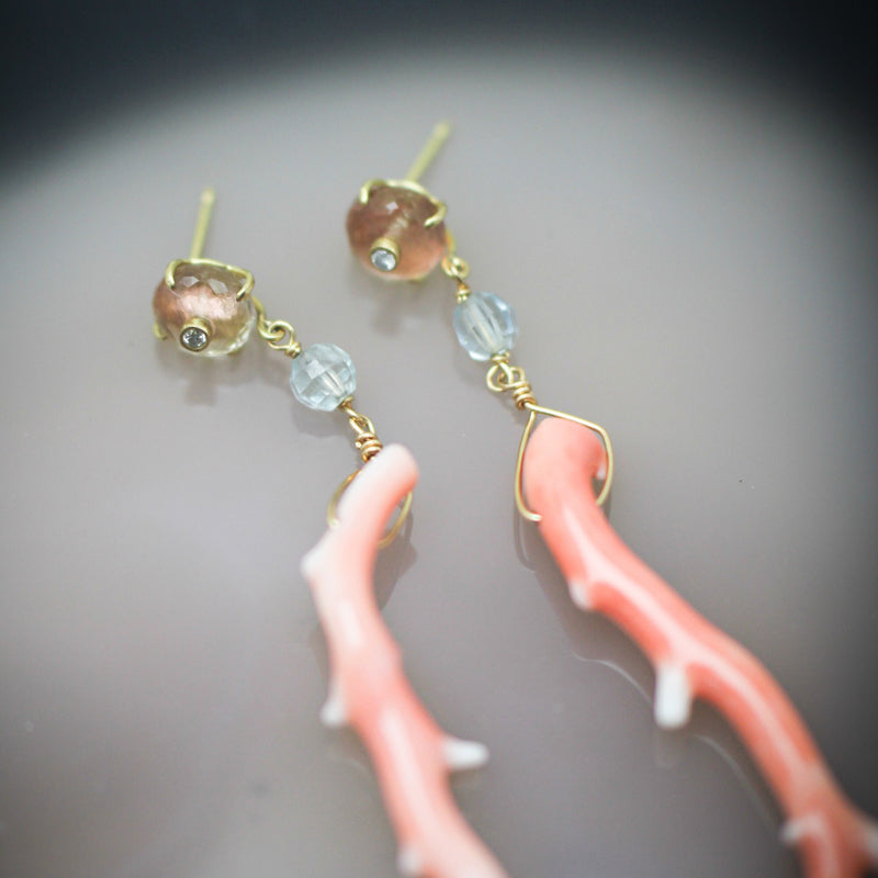 枝珊瑚 × サンストーン × アクアマリン　ピアス