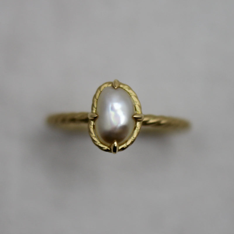 白蝶ケシパール リング