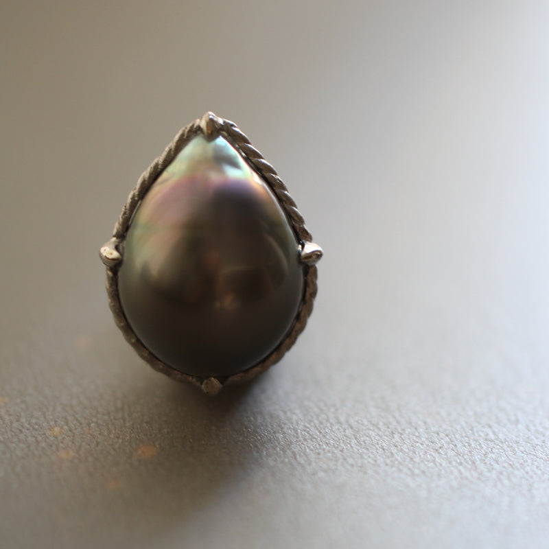 黒蝶バロックパール ブローチ