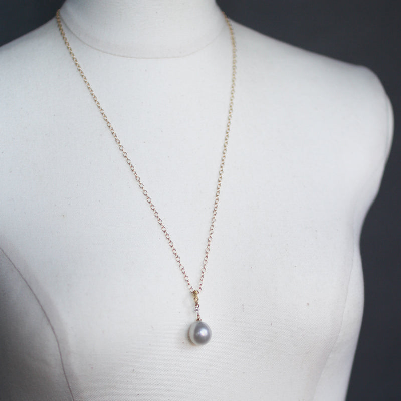 11mm 白蝶バロックパール ペンダントトップ