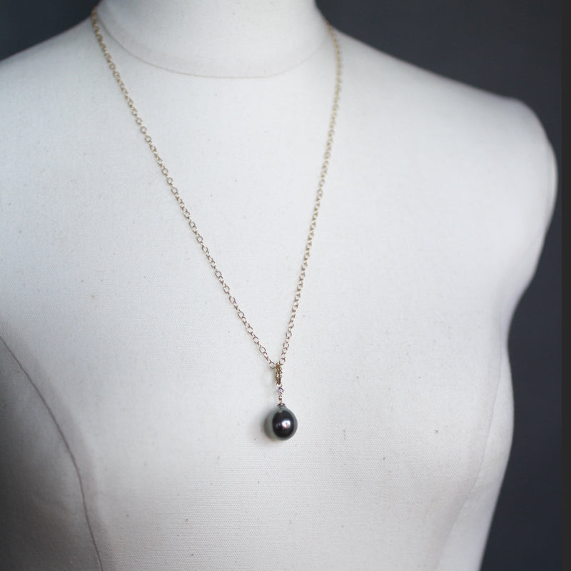 11mm 黒蝶バロックパール ペンダントトップ