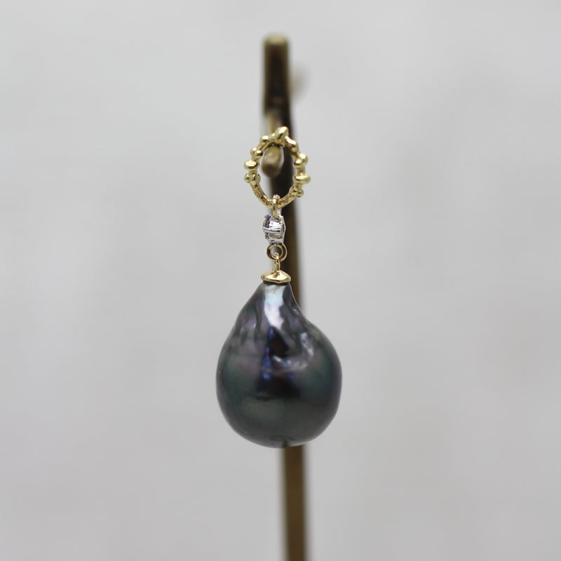 13mm 黒蝶バロックパール ペンダントトップ